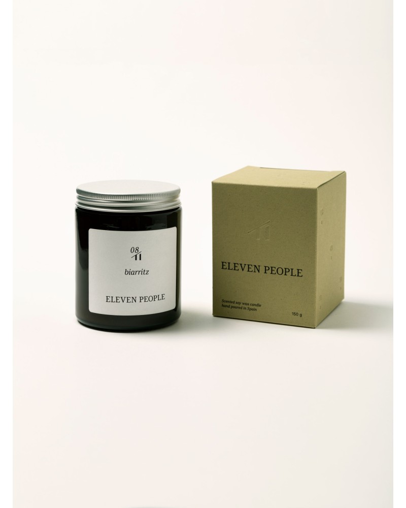 VELA BIARRITZ - ELEVEN PEOPLE